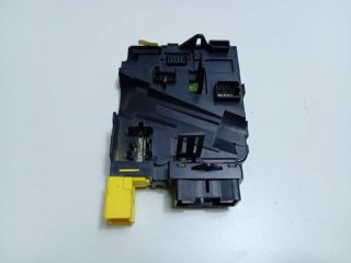 bontott VW TOURAN Elektronika (Magában)