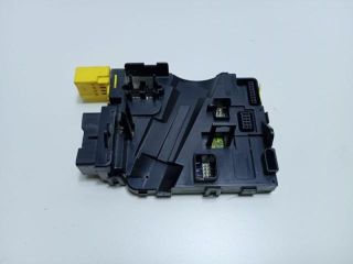 bontott VW TOURAN Elektronika (Magában)