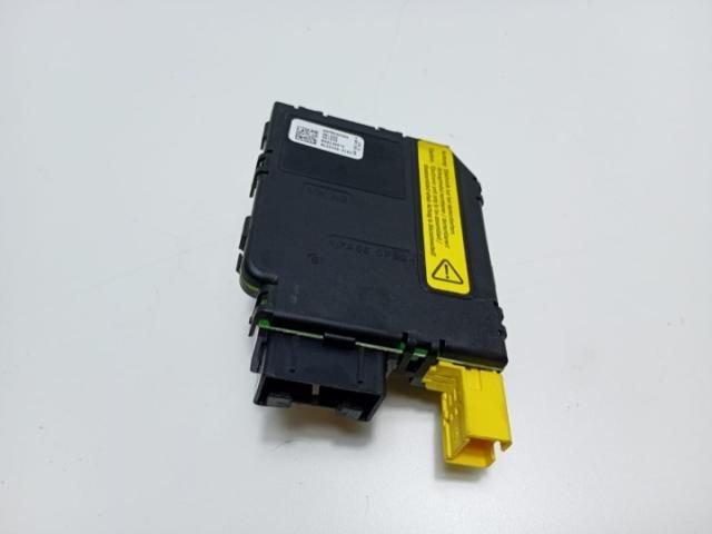 bontott VW TOURAN Elektronika (Magában)