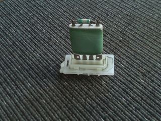 bontott VW TOURAN Előtét Ellenállás Fűtőmotor