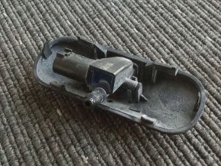 bontott VW TOURAN Első Ablakmosó Fúvóka