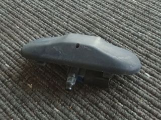 bontott VW TOURAN Első Ablakmosó Fúvóka