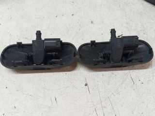 bontott VW TOURAN Első Ablakmosó Fúvóka