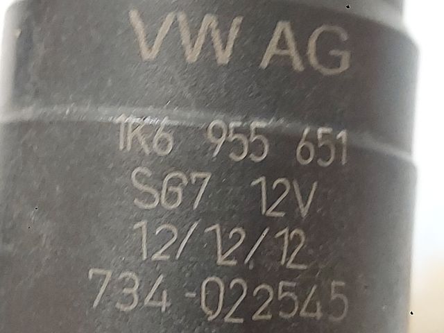 bontott VW TOURAN Első Ablakmosó Szivattyú