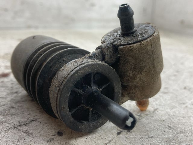 bontott VW TOURAN Első Ablakmosó Szivattyú