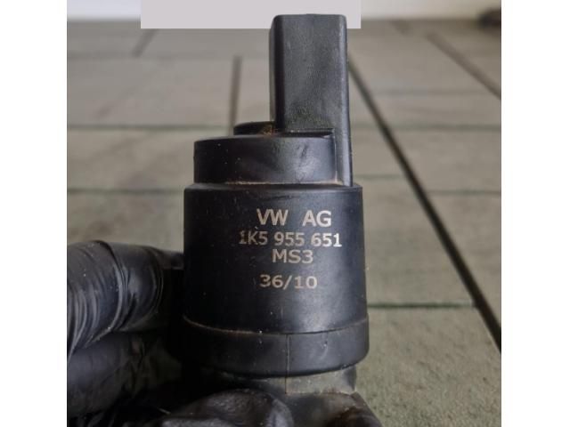 bontott VW TOURAN Első Ablakmosó Szivattyú