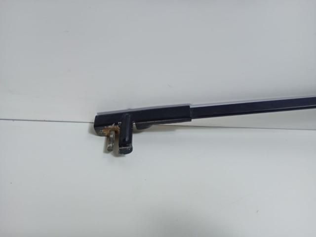 bontott VW TOURAN Első Ablaktörlő Kar