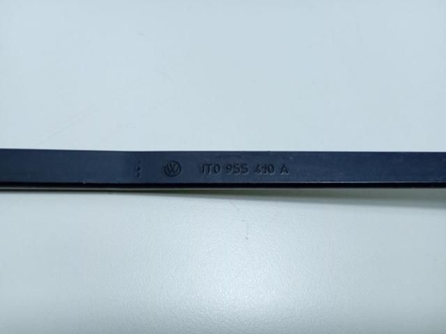 bontott VW TOURAN Első Ablaktörlő Kar