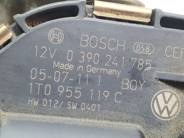 bontott VW TOURAN Első Ablaktörlő Motor