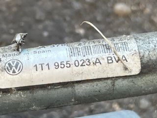 bontott VW TOURAN Első Ablaktörlő Szerkezet Motorral