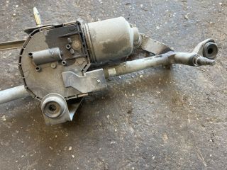 bontott VW TOURAN Első Ablaktörlő Szerkezet Motorral