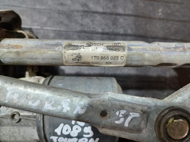 bontott VW TOURAN Első Ablaktörlő Szerkezet