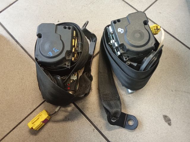 bontott VW TOURAN Első Biztonsági Öv Pár (Feszítővel)