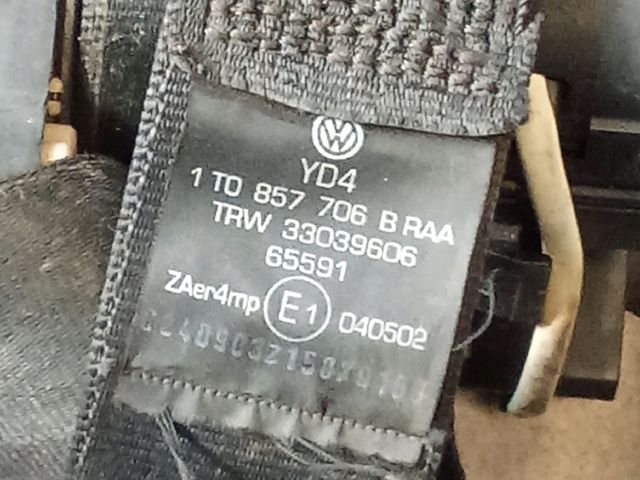 bontott VW TOURAN Első Biztonsági Öv Pár (Feszítővel)