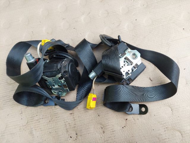 bontott VW TOURAN Első Biztonsági Öv Pár (Feszítővel)