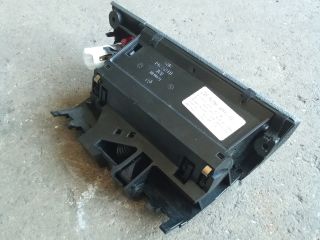 bontott VW TOURAN Első Hamutartó