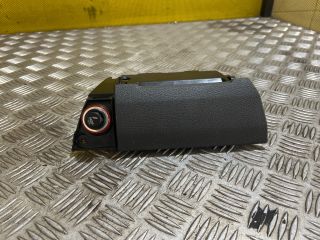 bontott VW TOURAN Első Hamutartó