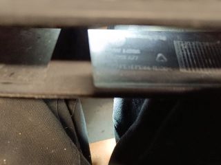 bontott VW TOURAN Első Lökhárító Alsó Középső Díszrács