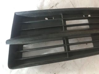 bontott VW TOURAN Első Lökhárító Bal Díszrács