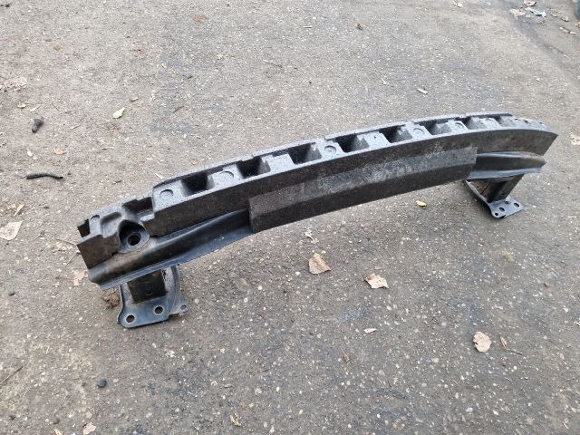 bontott VW TOURAN Első Lökhárító Merevítő (Fém)