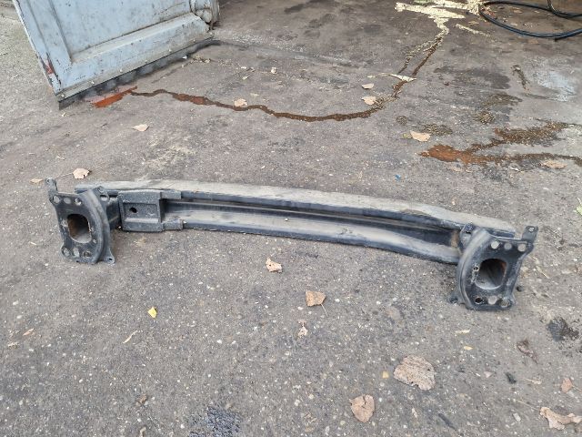 bontott VW TOURAN Első Lökhárító Merevítő (Fém)