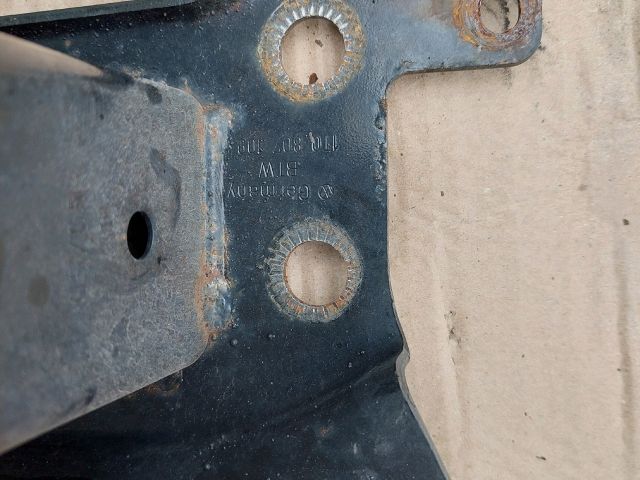 bontott VW TOURAN Első Lökhárító Merevítő (Fém)