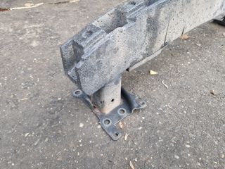 bontott VW TOURAN Első Lökhárító Merevítő (Fém)