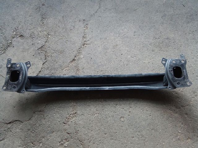 bontott VW TOURAN Első Lökhárító Merevítő (Fém)