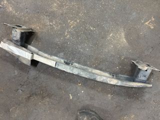 bontott VW TOURAN Első Lökhárító Merevítő (Fém)