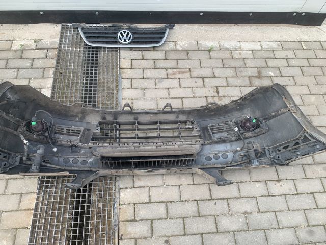 bontott VW TOURAN Első Lökhárító (Részeivel)