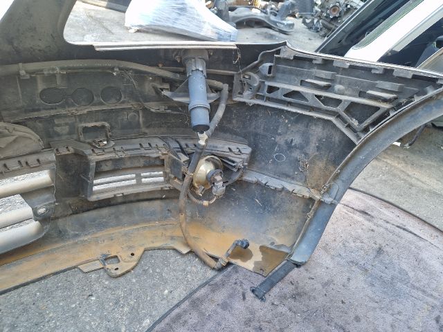 bontott VW TOURAN Első Lökhárító (Részeivel)