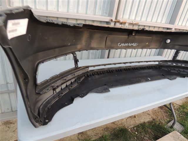 bontott VW TOURAN Első Lökhárító (Üresen)