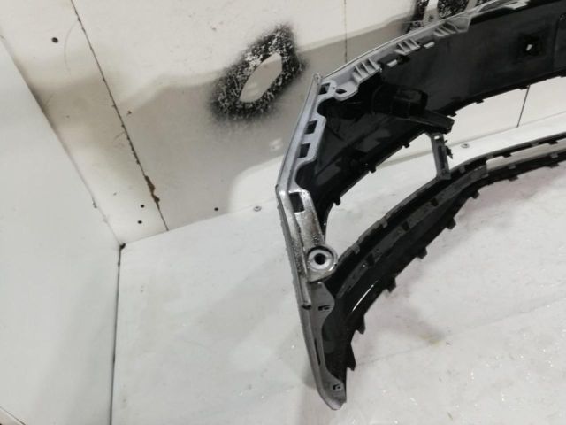 bontott VW TOURAN Első Lökhárító (Üresen)