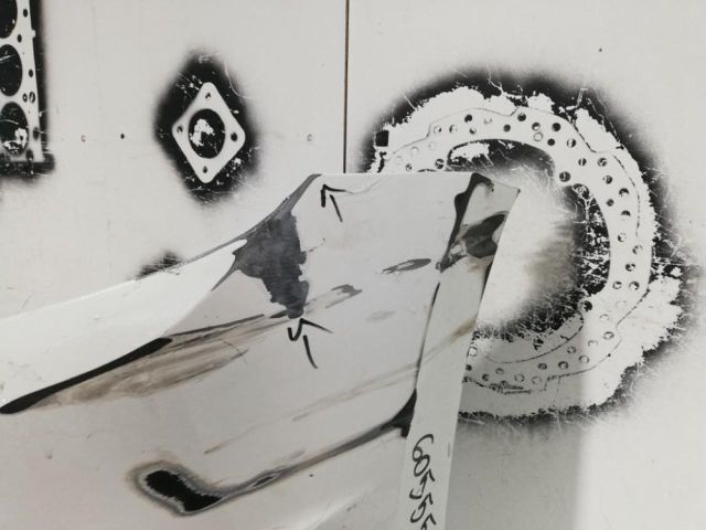 bontott VW TOURAN Első Lökhárító (Üresen)