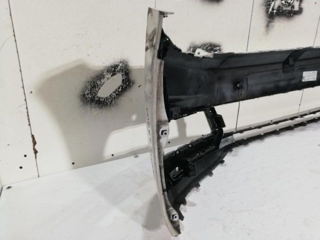 bontott VW TOURAN Első Lökhárító (Üresen)