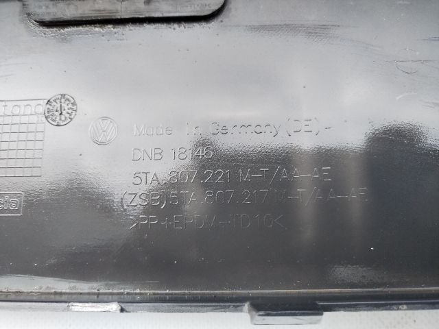 bontott VW TOURAN Első Lökhárító (Üresen)