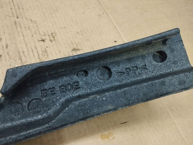 bontott VW TOURAN Első Lökhárító Ütközés Elnyelő Hab