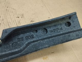 bontott VW TOURAN Első Lökhárító Ütközés Elnyelő Hab