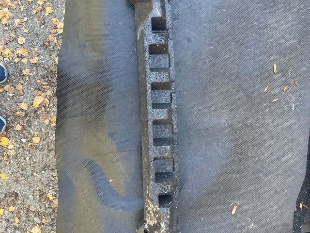 bontott VW TOURAN Első Lökhárító Ütközés Elnyelő Hab