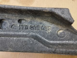 bontott VW TOURAN Első Lökhárító Ütközés Elnyelő Hab