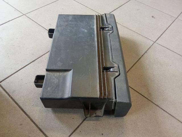 bontott VW TOURAN Első Tároló Rekesz