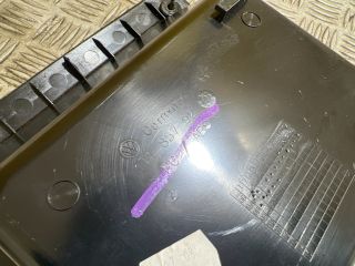 bontott VW TOURAN Első Tároló Rekesz