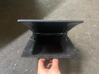 bontott VW TOURAN Első Tároló Rekesz