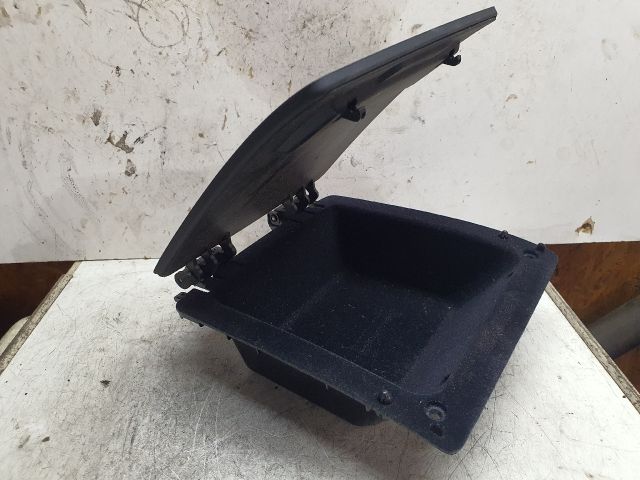 bontott VW TOURAN Első Tároló Rekesz