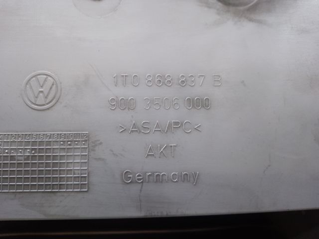 bontott VW TOURAN Első Tároló Rekesz