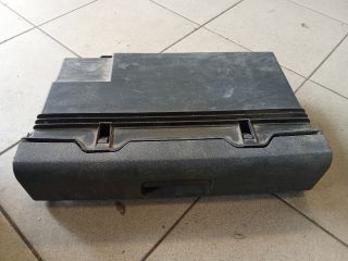 bontott VW TOURAN Első Tároló Rekesz