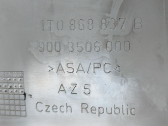 bontott VW TOURAN Első Tároló Rekesz