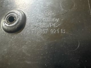 bontott VW TOURAN Első Tároló Rekesz