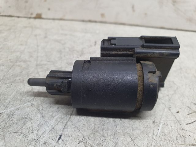 bontott VW TOURAN Fék Pedál Kapcsoló