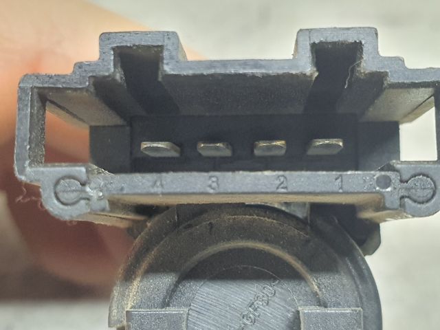 bontott VW TOURAN Fék Pedál Kapcsoló